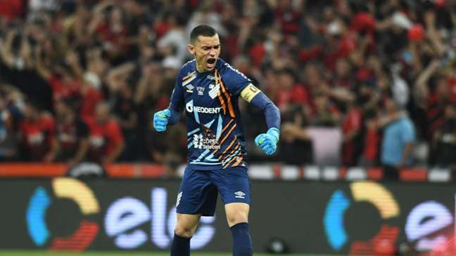 Flamengo conta com importante trunfo para contratar o goleiro Santos