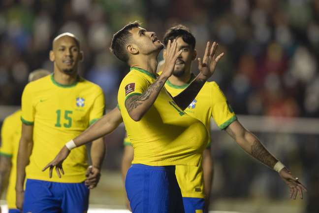 Brasil supera a altitude, goleia a Bolívia e quebra recorde nas Eliminatórias