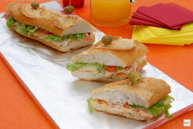 Sanduíche de metro de frango – Foto: Guia da Cozinha