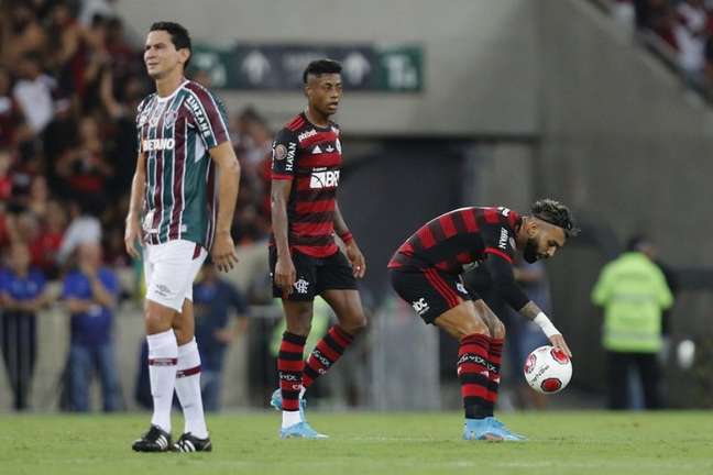 Veja manifestações de jogadores do Flamengo após o quinto vice consecutivo