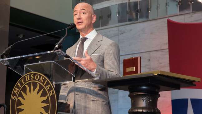 Jeff Bezos investe na fintech brasileira Stark Bank 