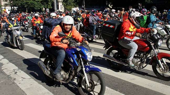Frota de motocicletas no Brasil triplicou em 16 anos