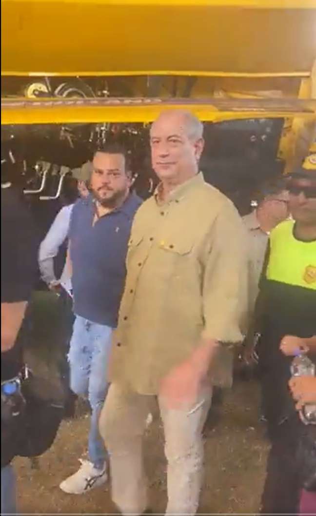 Ciro bate-boca com apoiadores de Bolsonaro em feira agro 
