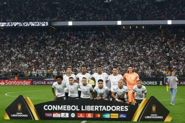 Corinthians precisa de vitória fora de casa para se classificar na Libertadores