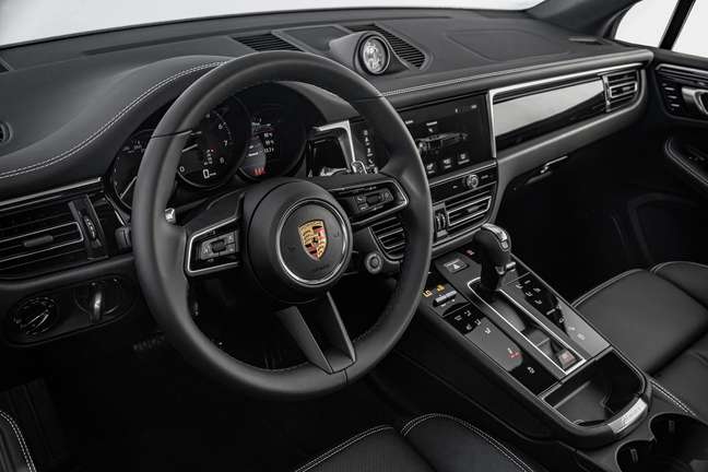 Porsche Macan: elevated driving position, but not 
