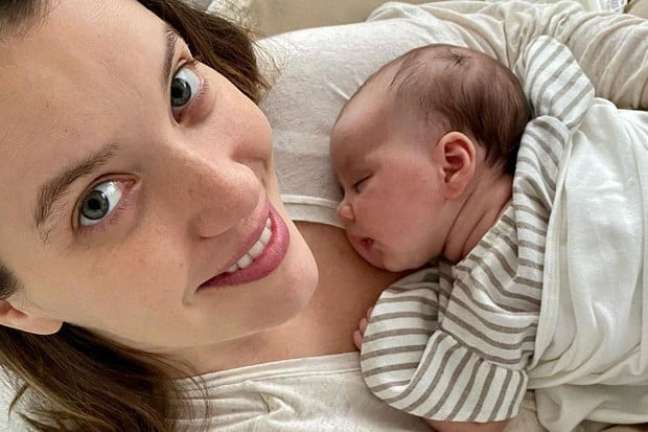 Nathalia Dill e a filha primogênita, Eva