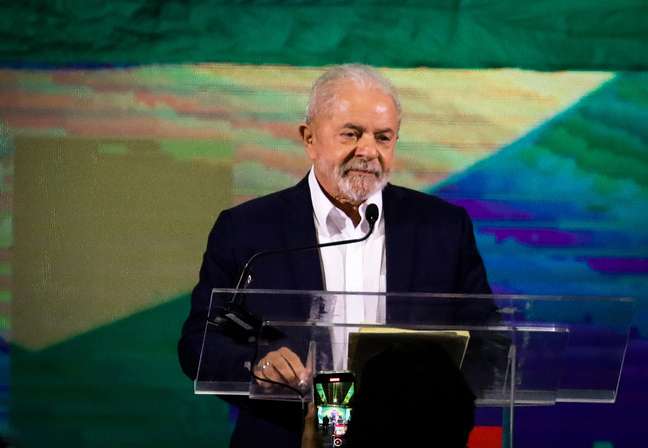 Lula no lançamento de sua pré-candidatura 