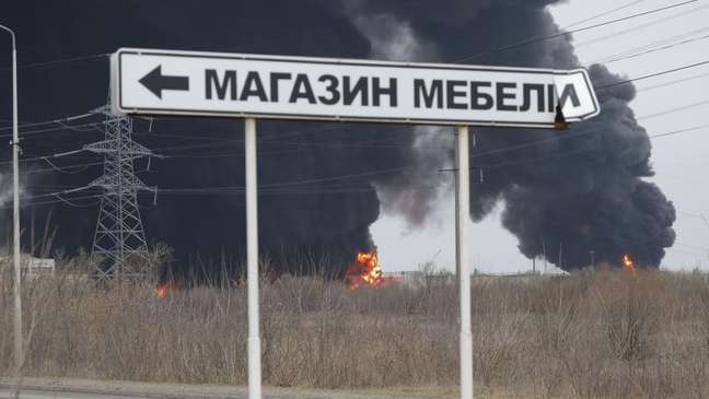 Rússia acusou Ucrânia de lançar ataque a depósitos de combustível em Belgorod