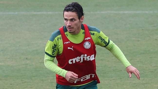 Raphael Veiga faz grande temporada de 2022 pelo Palmeiras (Foto: Cesar Greco/Palmeiras)