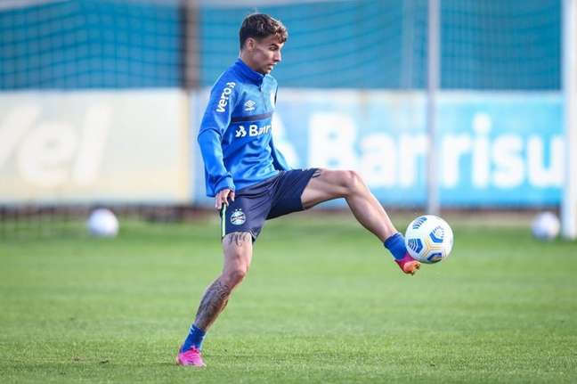 Atacante é desfalque desde o dia 15 de abril (Lucas Uebel/Grêmio FBPA)