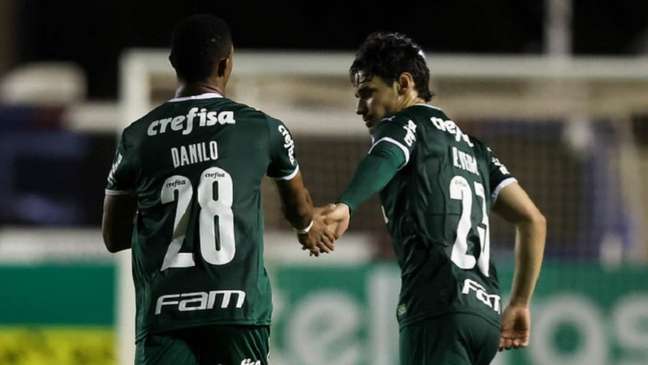 Danilo e Veiga fizeram os gols do Palmeiras na vitória sobre a Juazeirense (Foto: Cesar Greco/Palmeiras)