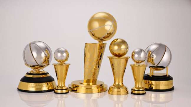 Novos troféus da pós-temporada da NBA são divulgados com evolução do troféu Larry O’Brien