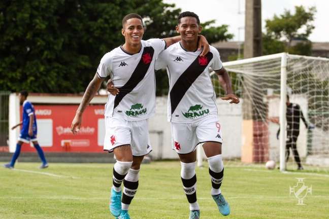 Eguinaldo marcou os dois gols do Vasco na vitória sobre o Audax Rio, pelo Sub-20 (Foto: Vitor Brugger/Divulgação)