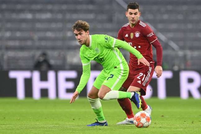LANCE! transmite o duelo entre Wolfsburg e Bayern neste sábado com imagens (Foto: CHRISTOF STACHE / AFP)