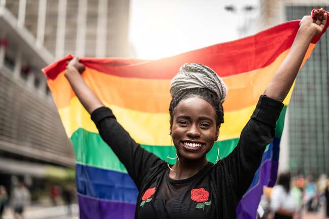 Evento vai discutir segurança, educação e memória da comunidade LGBTQIA+