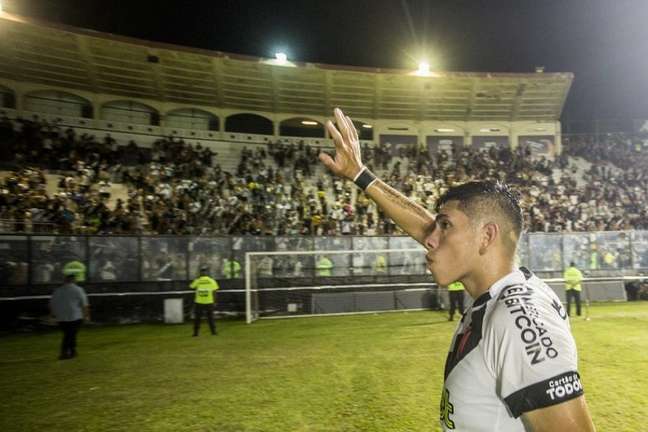 Carlos Palacios é uma das contratações recentes do Vasco (Foto: Daniel Ramalho/Vasco) Carlos Palacios é uma das contratações recentes do Vasco (Foto: Daniel Ramalho/Vasco)
