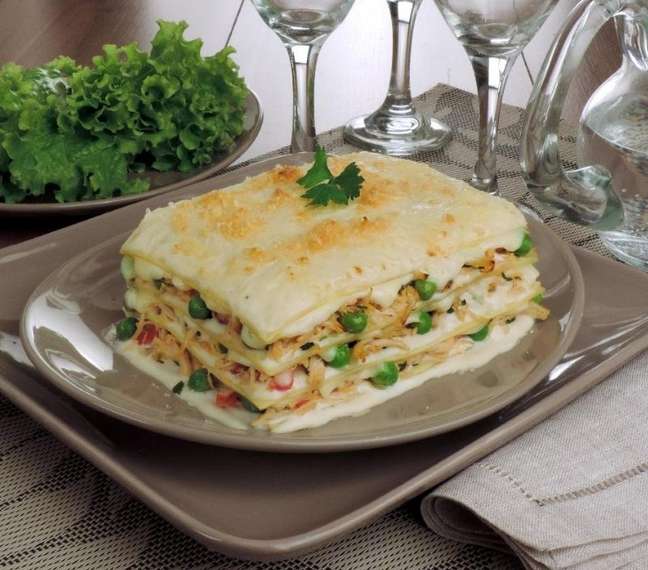 Chicken Lasagna with 4 cheeses (recipe / Cooking guide)