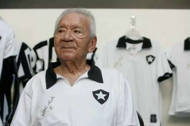Nilton Santos, eterno ídolo do Botafogo, ganhará uma cinebiografia (Foto: Reprodução/Twitter Botafogo)