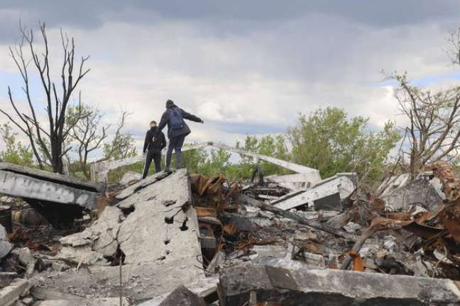 Ataque russo deixa ao menos 5 civis mortos em Bakhmut