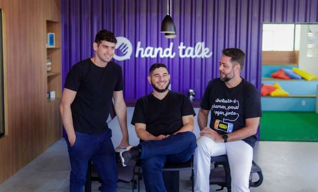 Ronaldo Tenório, Thadeu Luz, e Carlos Wanderlan, cofundadores da Hand Talk; startup alagoana tenta furar a bolha e ter alcance nacional 