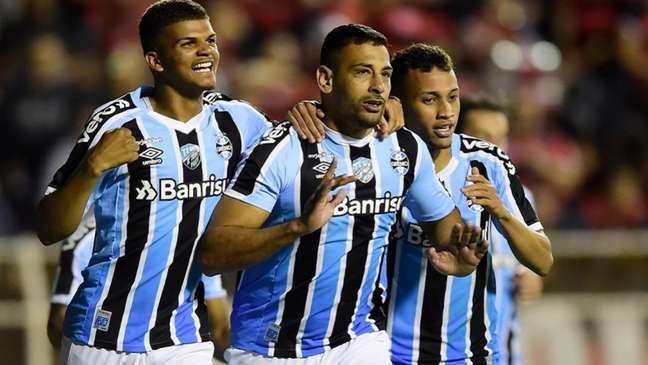 Diego Souza abriu o placar para o Grêmio, mas não foi suficiente para garantir a vitória do clube gaúcho em Itu (Mauro Horita/Grêmio)