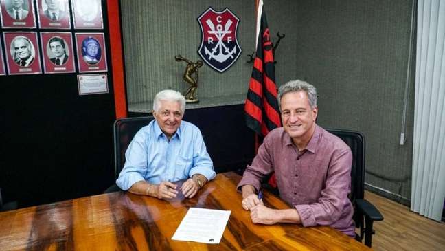 O presidente Rodolfo Landim assinou parceria para captação de atletas (Foto: Divulgação/Flamengo)