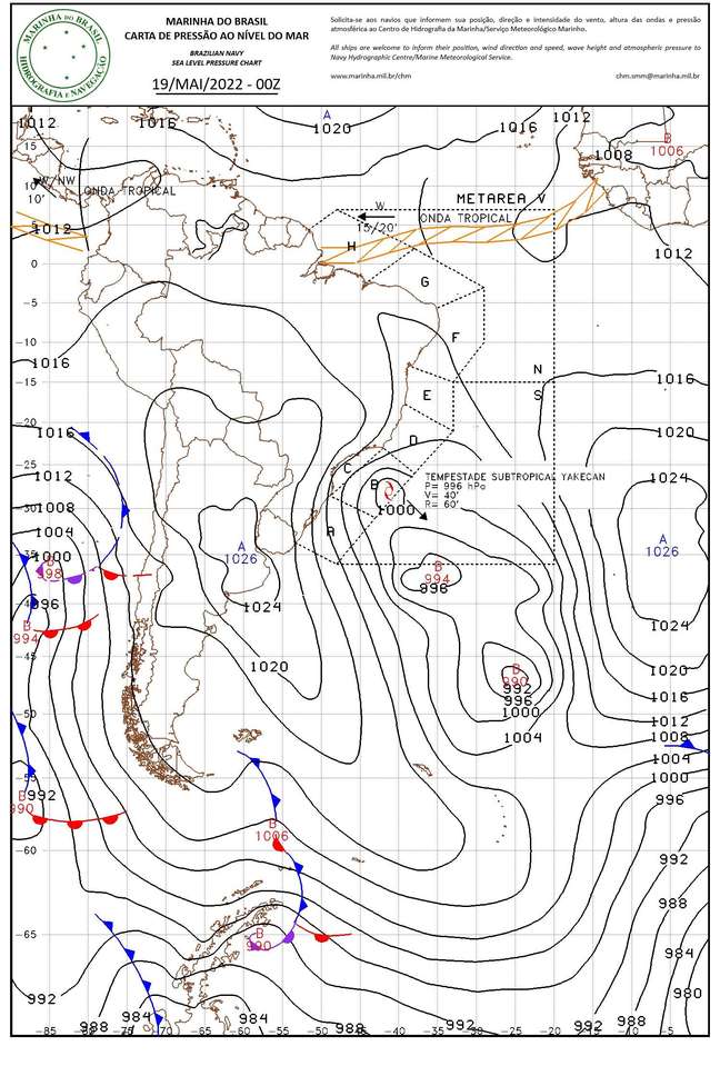 Análise meteorológica das 21 horas (Brasília) de 18/05/2022 mostra Yakecan na costa de SP