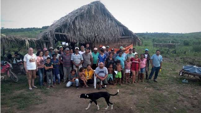 Famílias de pequenos agricultores que buscam criação de assentamento na Gleba Bacajá, em Anapu