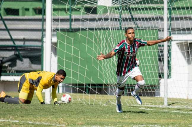 Sub-20: Kennedy e Miguel Vinícius deram a vitória ao Fluminense sobre o Flamengo (Foto: Leonardo Brasil / FFC)