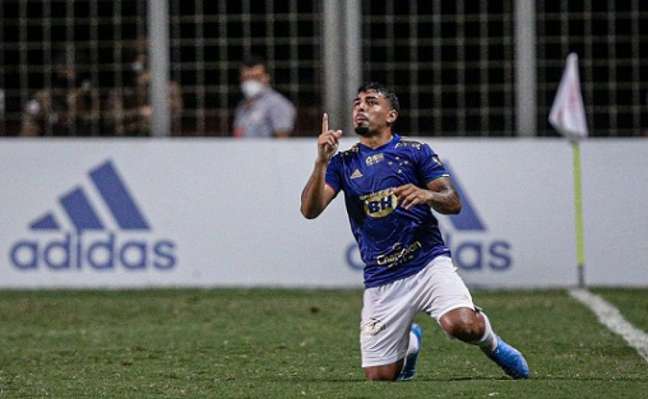 Lateral foi substituído por Rafael Santos durante ausência (@Staff_images/Cruzeiro)