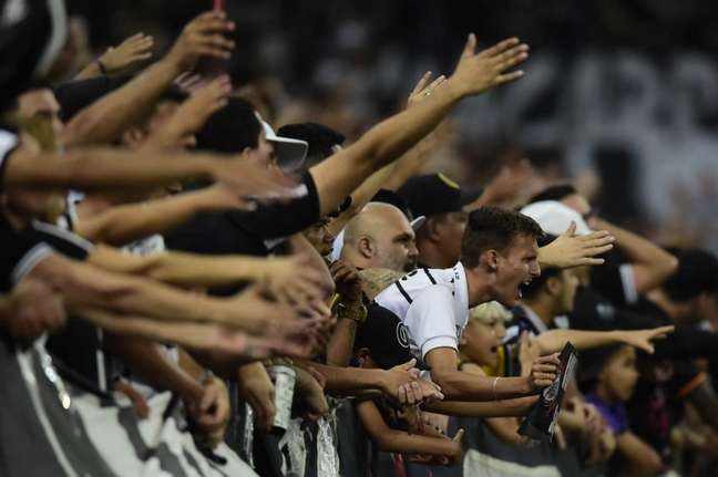 Corinthians tem melhor média de público entre os times brasileiros em 2022 (Foto: Staff Images/Conmebol)