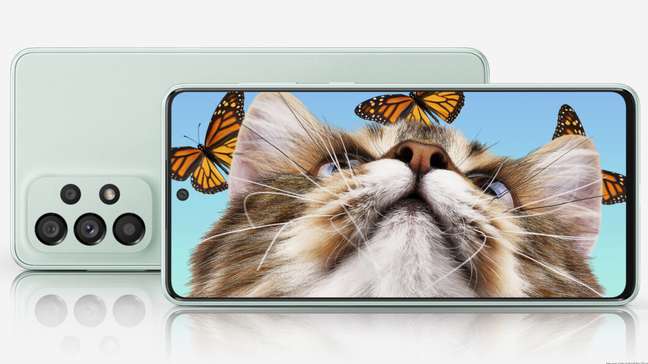 Samsung Galaxy A73 5G possui câmera frontal de 32 megapixels 