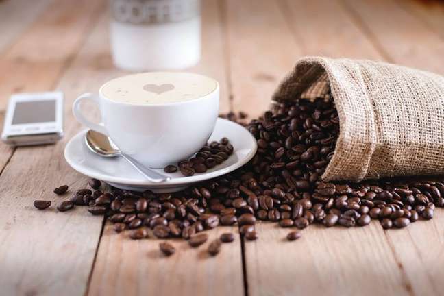Prós e contras do consumo de café
