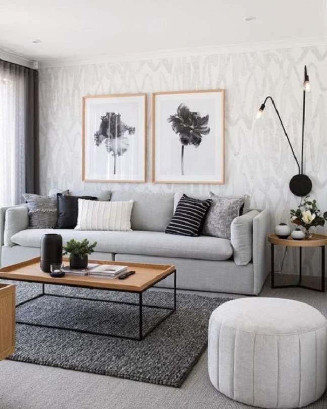 59. Sala de estar com decoração escandinava em tons neutros e cores frias – Foto Wevans