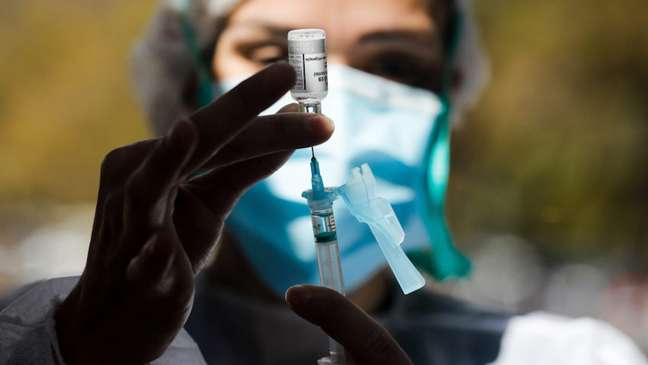 Ministério da Saúde amplia 3ª dose da vacina contra a covid-19 para adolescentes