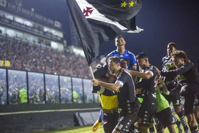 Jogadores do Vasco estão invictos na Série B. Mas são apenas parte do bom tempo (Foto: Daniel Ramalho/Vasco)
