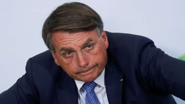 Bolsonaro enfrenta dificuldades para avançar nas pesquisas de intenção de voto às vésperas das eleições