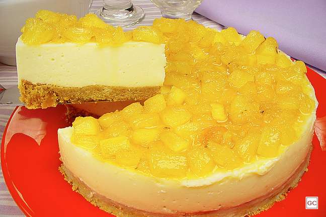 Cheesecake de abacaxi – Foto: Guia da Cozinha Cheesecake de abacaxi – Foto: Guia da Cozinha
