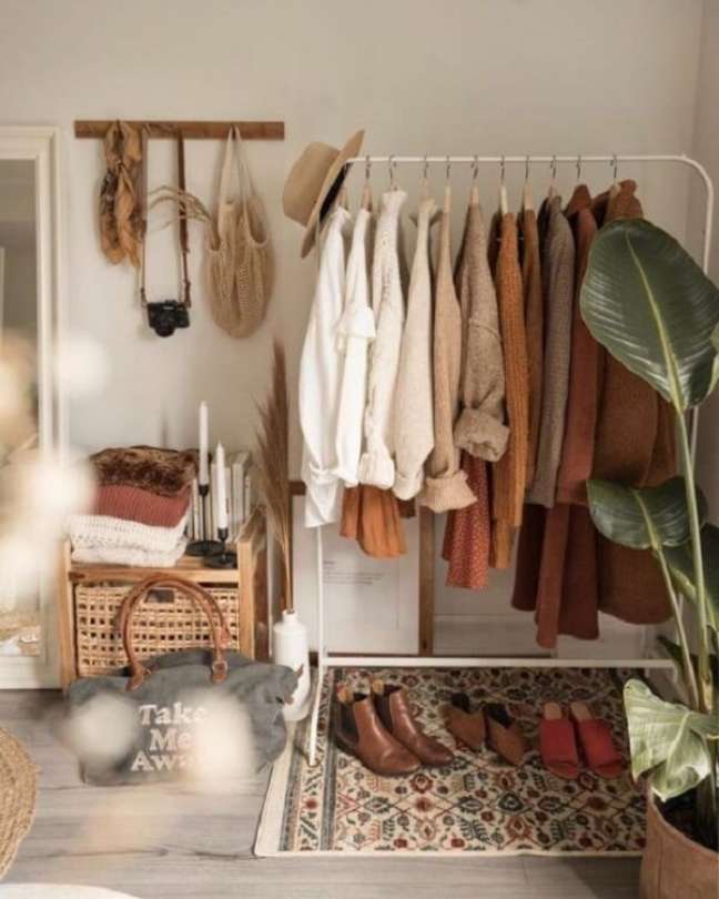61. Ideias de closet simples para quarto pequeno – Foto Vinted