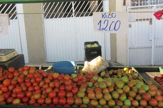 Tomate é um dos alimentos que sofreram aumento de preço @Jacqueline Maria da Silva/Agência Mural