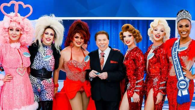 Silvio Santos speaks openly about transsexuality in the program Silvio Santos speaks openly about transsexuality in the program