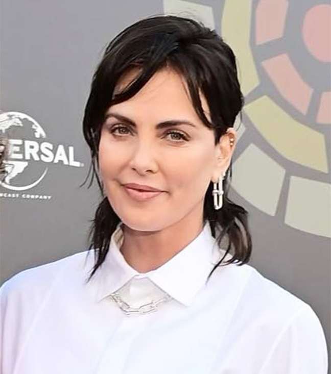 Charlize Theron Unveils “The Old Guard 2” Artwork Charlize Theron Unveils “The Old Guard 2” Artwork