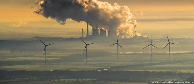 As emissões de dióxido de carbono ligadas à energia dispararam no ano passado para um recorde de 36,3 bilhões de toneladas métricas