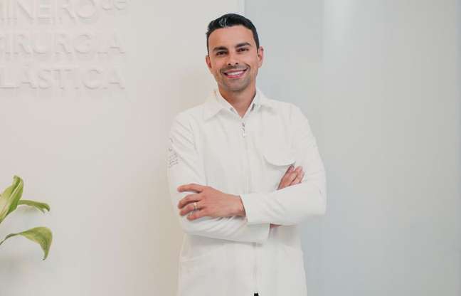 Leandro Gontijo explains how abdominoplasty works Leandro Gontijo explains how abdominoplasty works