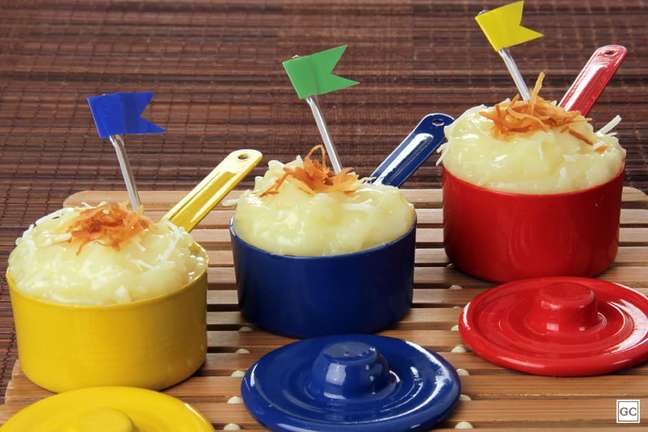 Cocadinha spoon - Photo: Guia da Cozinha