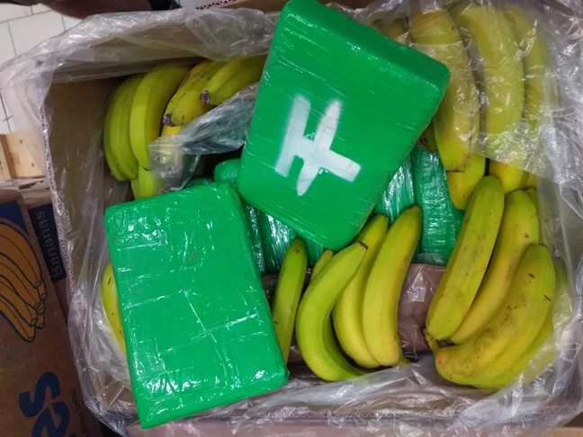 República Tcheca: Traficantes entregam cocaína avaliada em R$ 427 mi por engano em supermercados