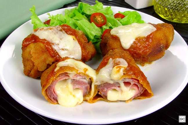 Steak roll with ham and cheese - Photo: Guia da Cozinha Steak roll with ham and cheese - Photo: Guia da Cozinha