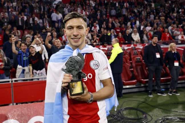 Arsenal mira chegada de Lisandro Martínez na próxima temporada (Foto: MAURICE VAN STEEN / ANP / AFP) Arsenal mira chegada de Lisandro Martínez na próxima temporada (Foto: MAURICE VAN STEEN / ANP / AFP)