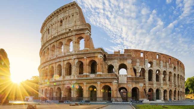 O Coliseu de Roma foi escolhido como uma das Sete Maravilhas do Mundo Moderno O Coliseu de Roma foi escolhido como uma das Sete Maravilhas do Mundo Moderno