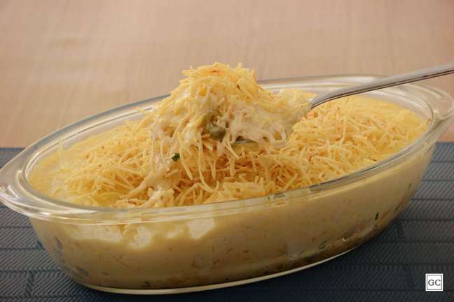 Creamy Chicken Fricassee - Photo: Cooking Guide Creamy Chicken Fricassee - Photo: Guia da Cozinha